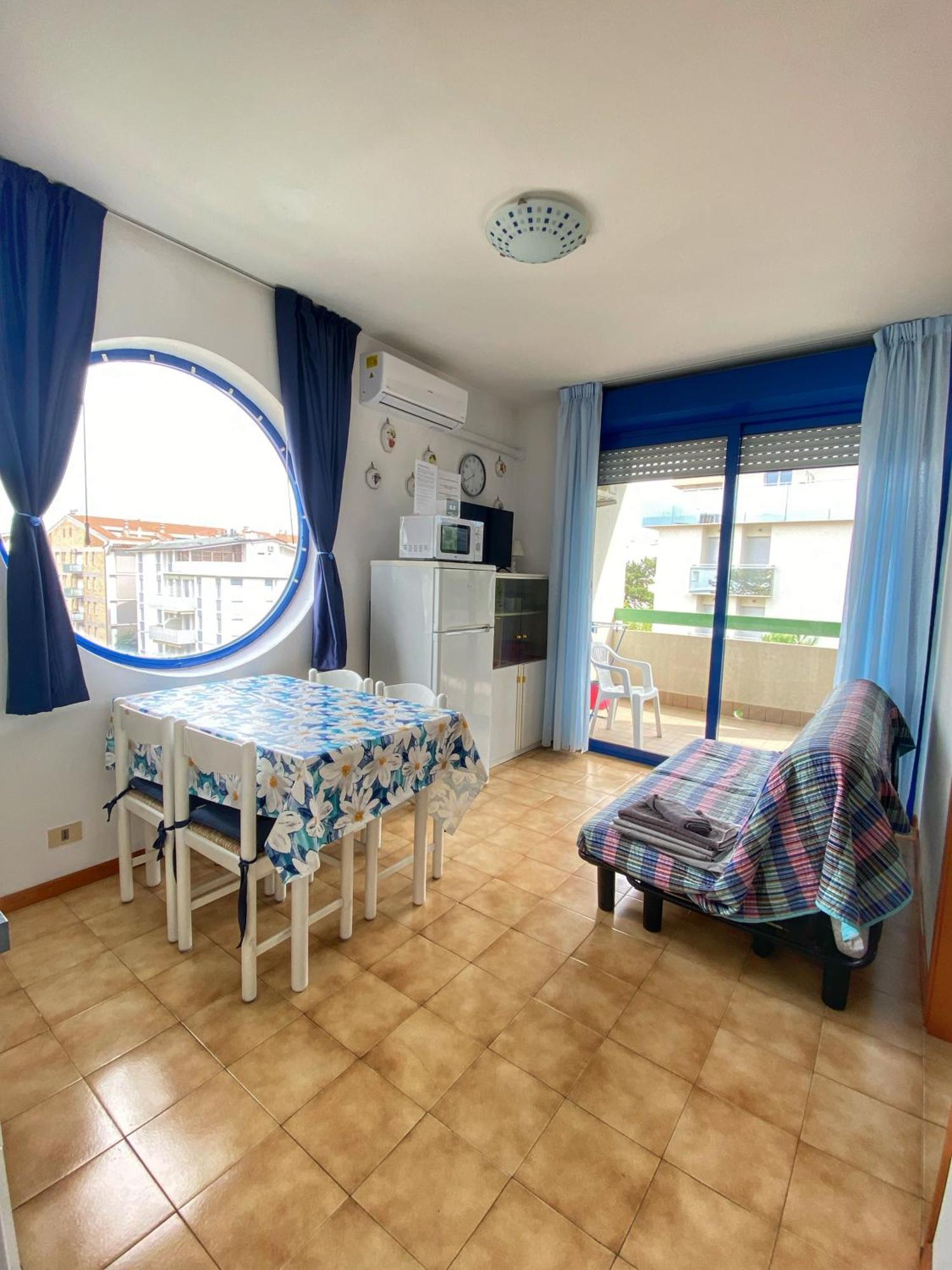 Grazioso Appartamento N 47 A 100Mt Dal Mare Bibione Exterior foto