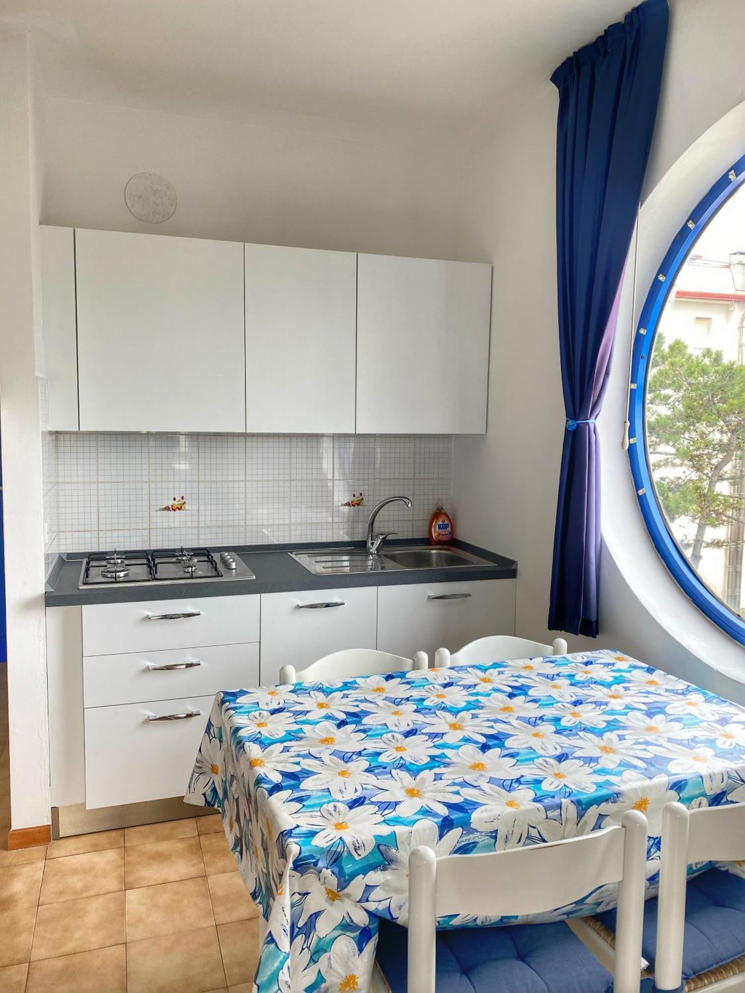 Grazioso Appartamento N 47 A 100Mt Dal Mare Bibione Exterior foto