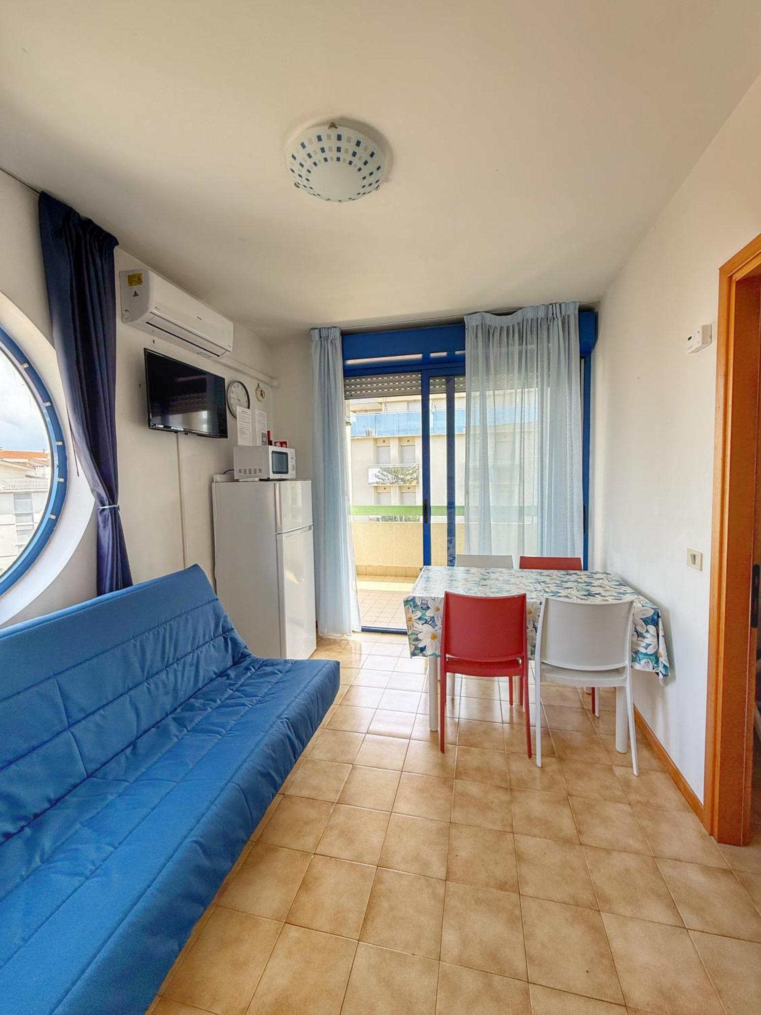 Grazioso Appartamento N 47 A 100Mt Dal Mare Bibione Exterior foto